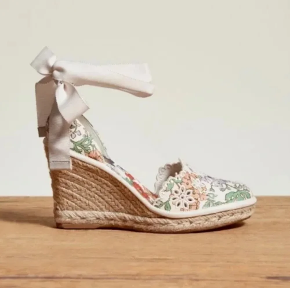 Veronica Beard Soleil Espadrille Wedge Sandals in Floral White Block Heel - Picture 3 of 11